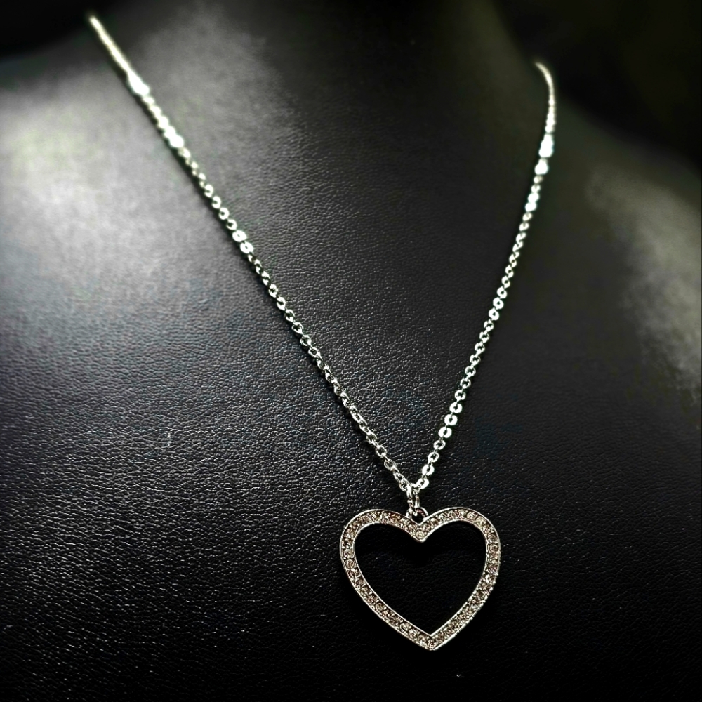 🌟GLOW By Heart - Silver Rhinestone Necklace Matching Earrings Set Paparazzi🌟